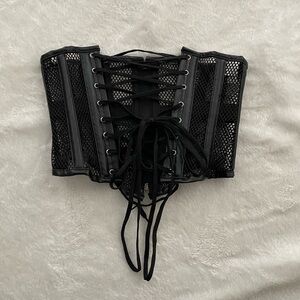 🖤Black Fishnet Corset🖤